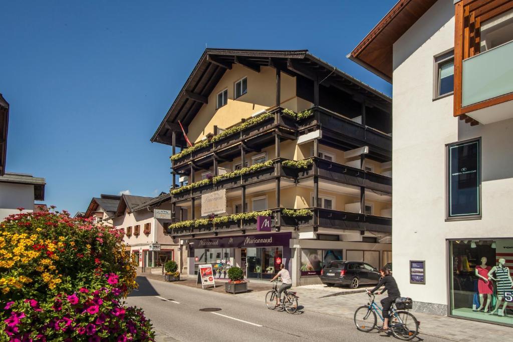 Panoramahotel Sankt Johann in Tirol Esterno foto